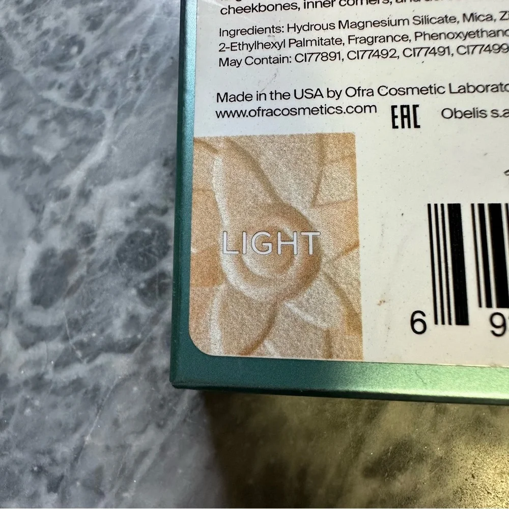 New OFRA Pure‎ Glow Finishing Powder Light
